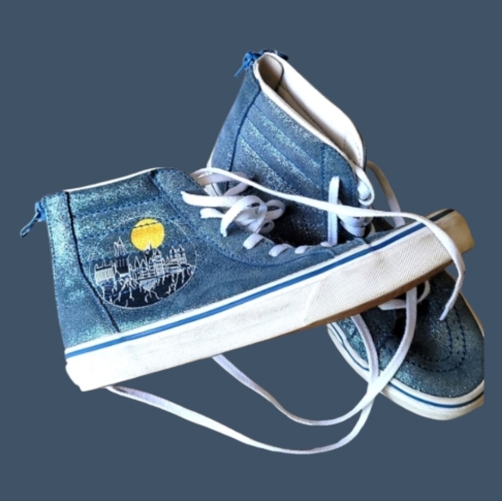 Harry Potter Vans collaboration sparkly high tops!  Sz 5. EUC Unisex